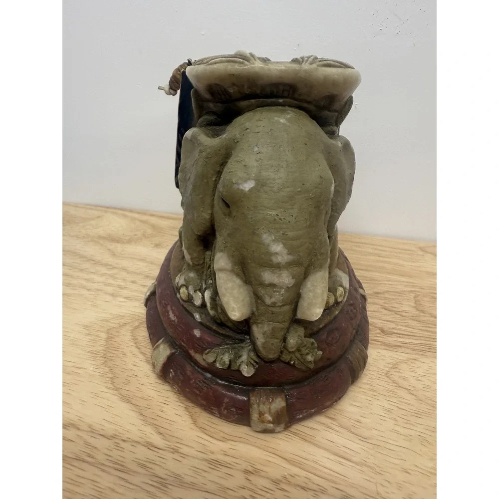 Vtg LAVA ENTERPRISES Tropical Safari Elephant‎ Carved Candle Beaded Wick #26